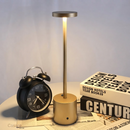 Luminária de Mesa Recarregável Sem Fio - LumiTouch Pro™